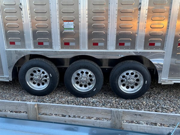 Regular Aluminum Wheels on 8K Axles